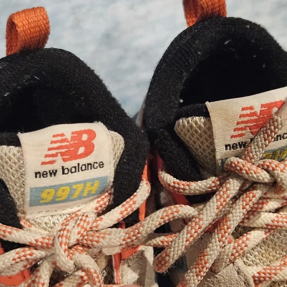 New Balance‎ 997H Toddler Size 6 Sneakers Cream Orange Blue Lace Up Shoes